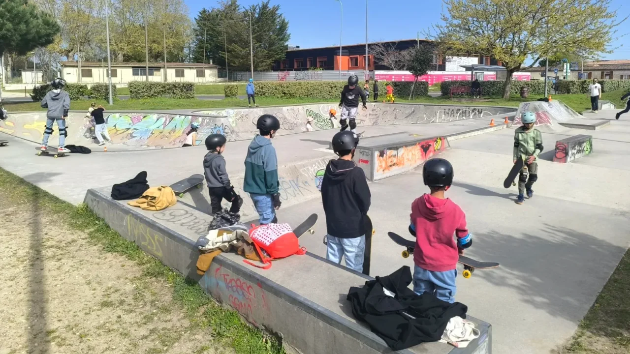 enfants-cours-skateboard-bside-langon